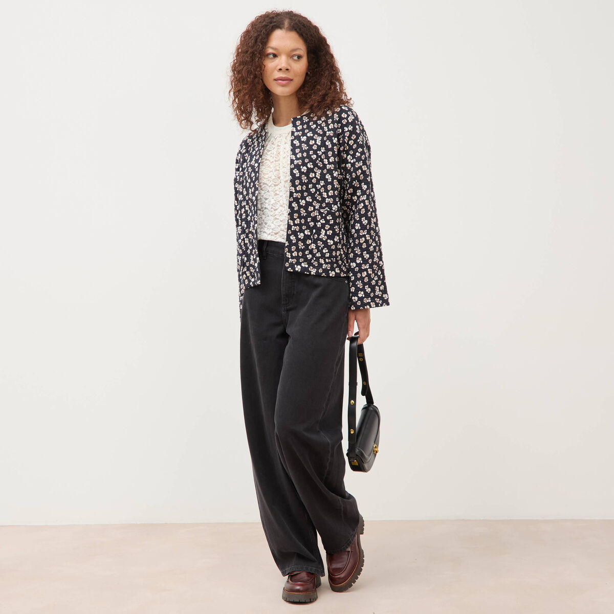 Gilet matelass&eacute; col rond noir femme