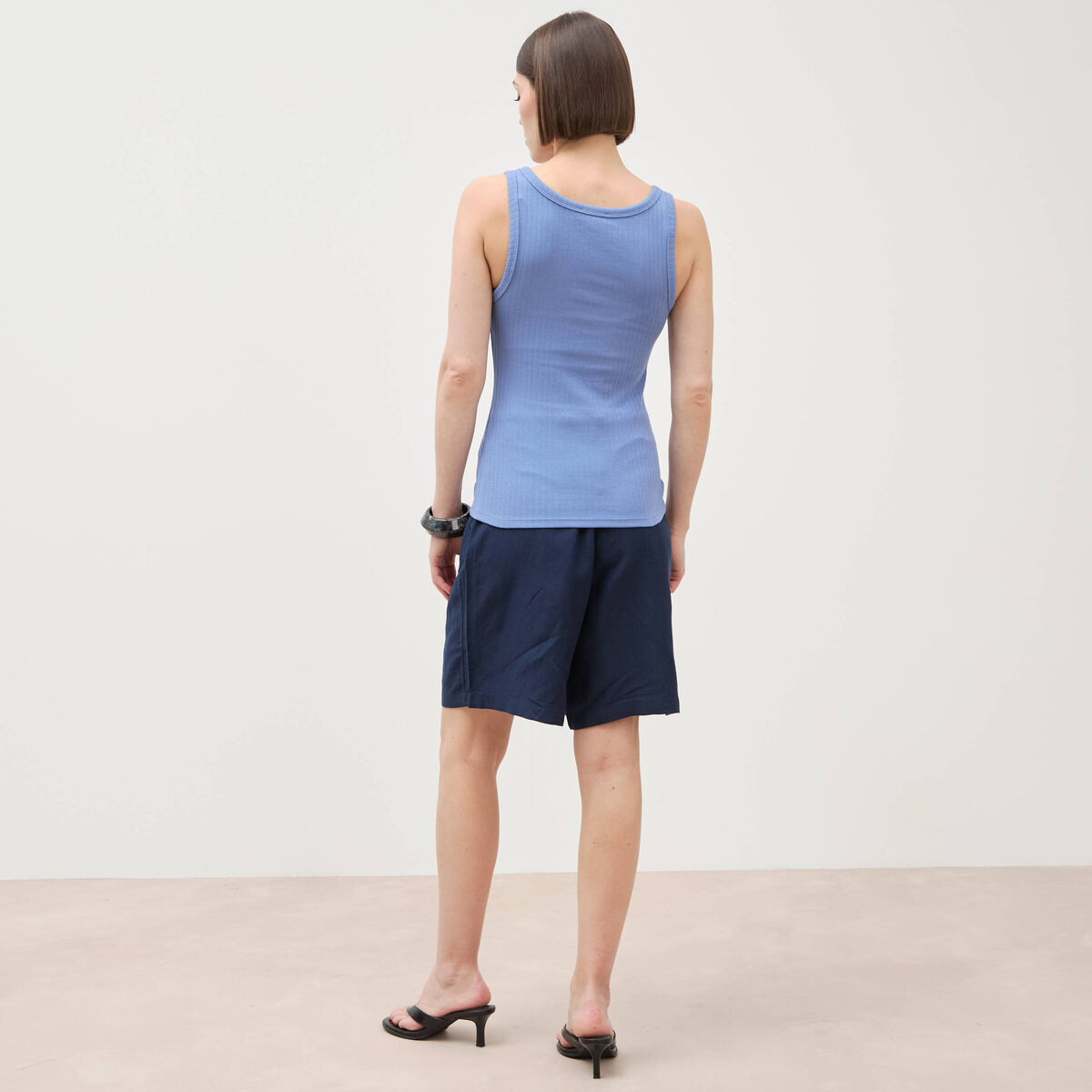 D&eacute;bardeur sans manches bleu lavande femme
