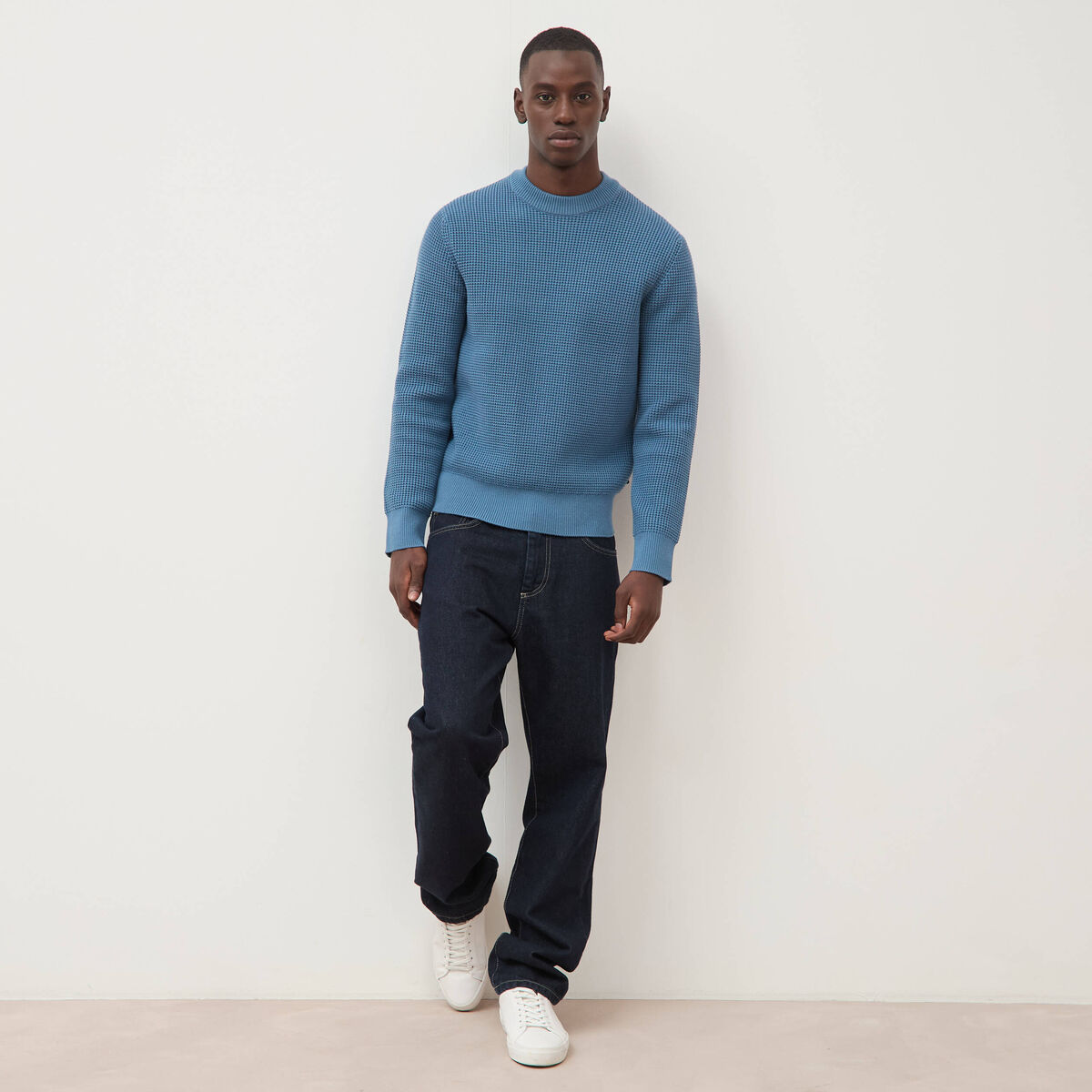 Jeans straight longueur 32 en coton denim brut rinse homme