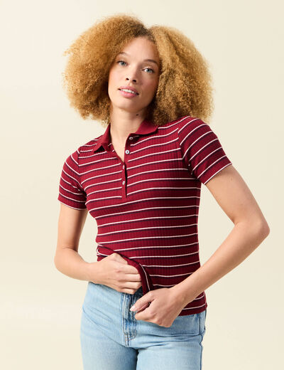 T-shirt cintr&eacute; manches courtes rouge cerise femme