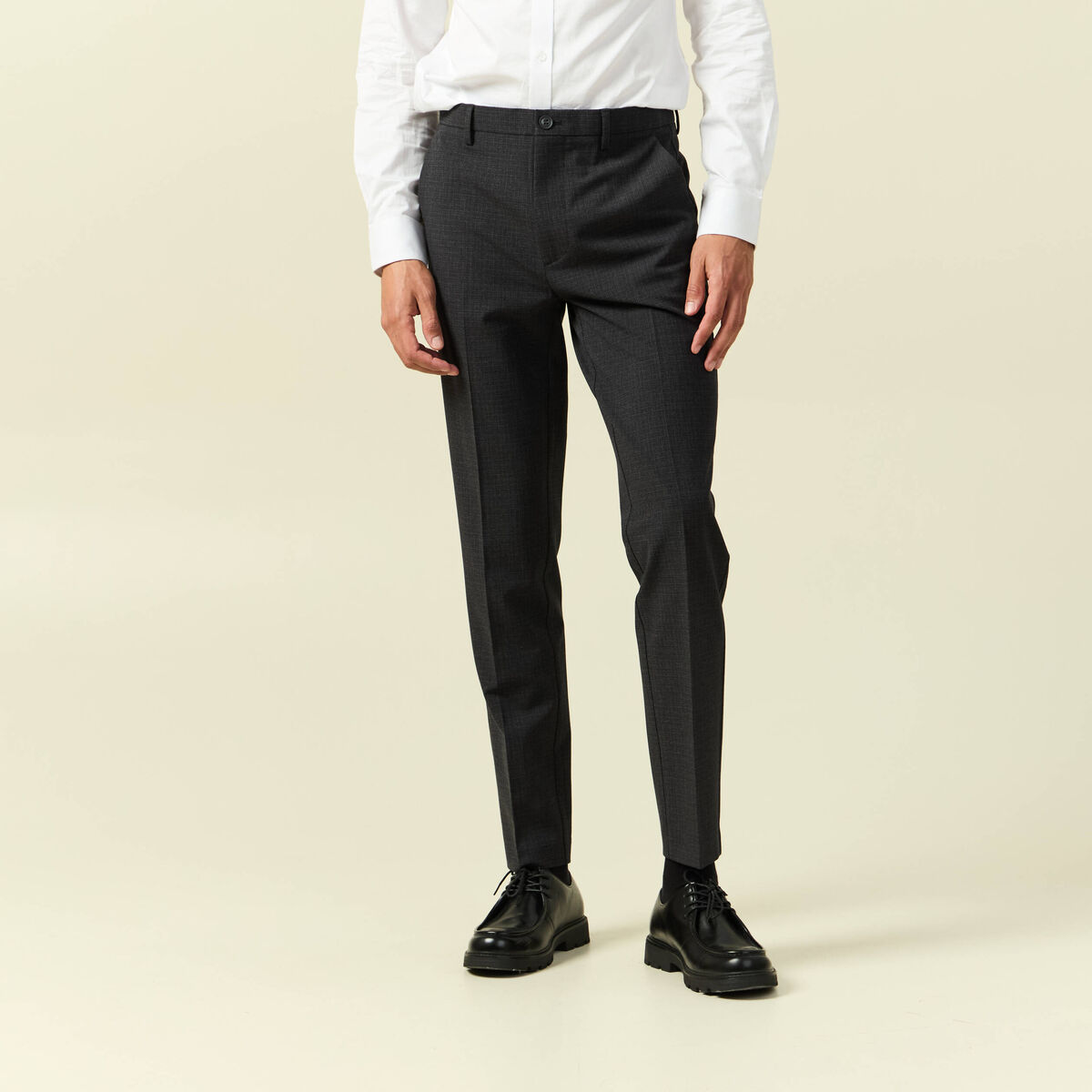 Pantalon chino droit longueur 32 noir homme