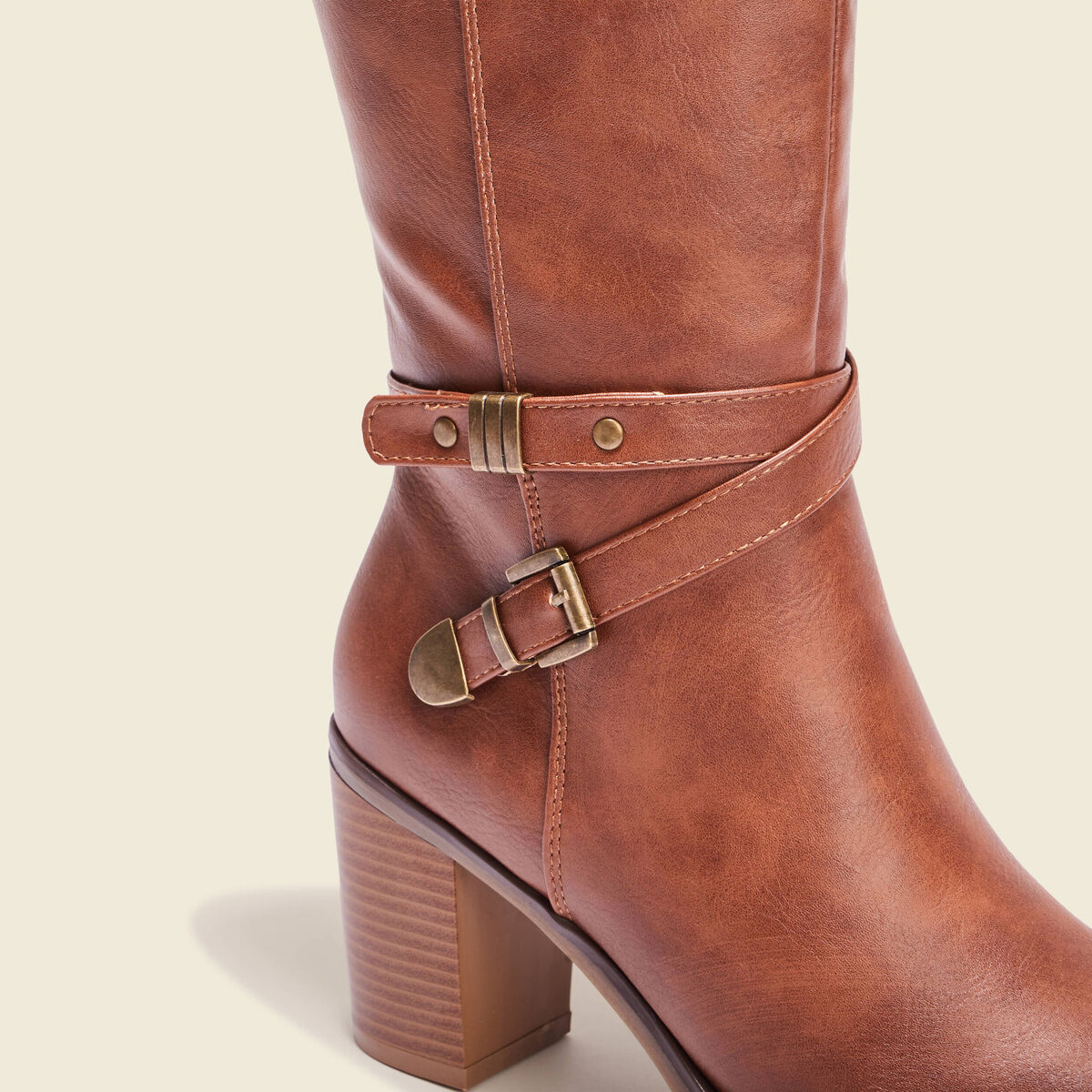 Bottes à talons avec brides marron femme