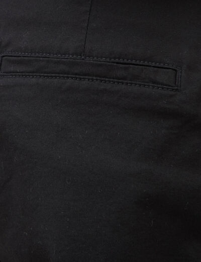 Short taille standard noir femme