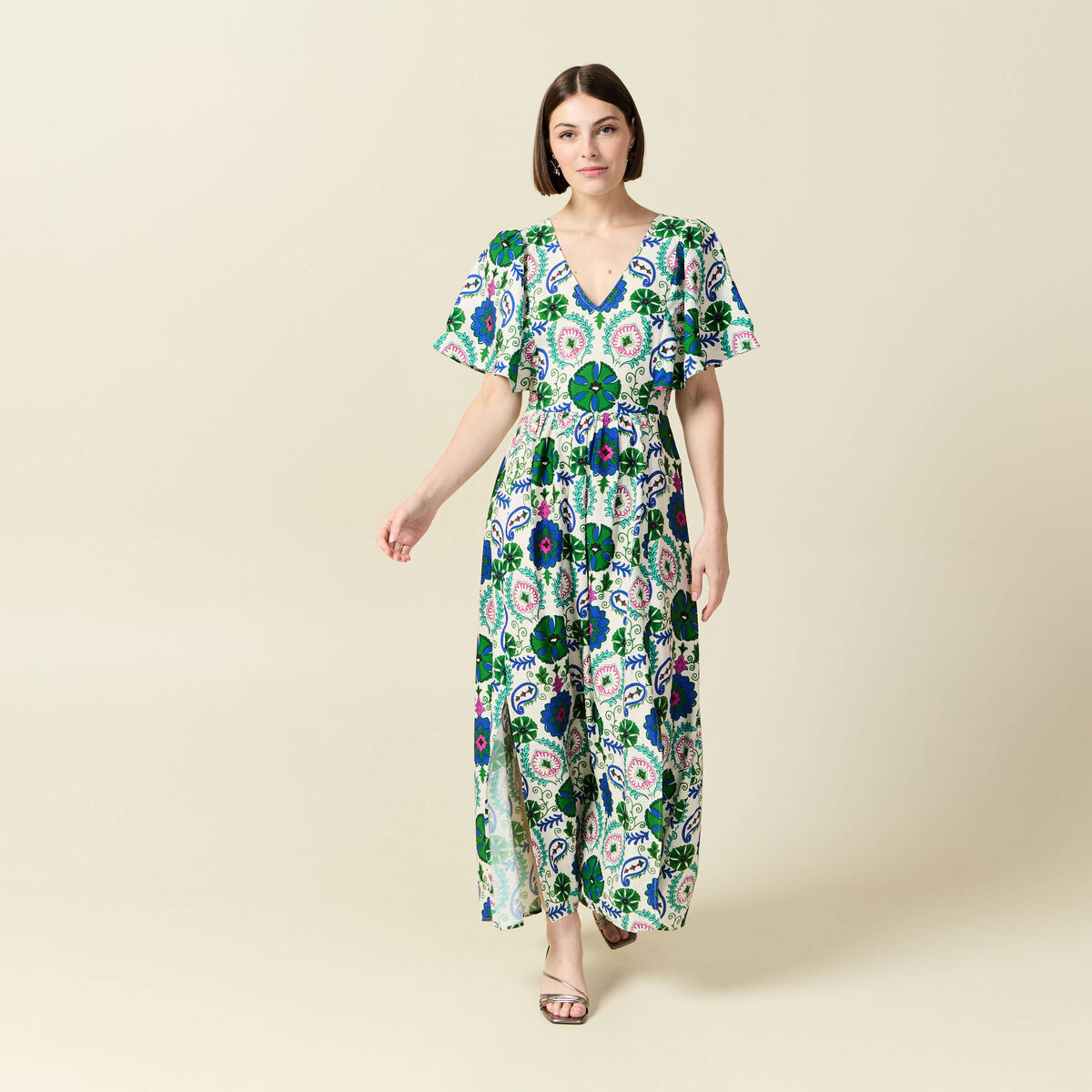 Robe col V manches courtes blanc femme
