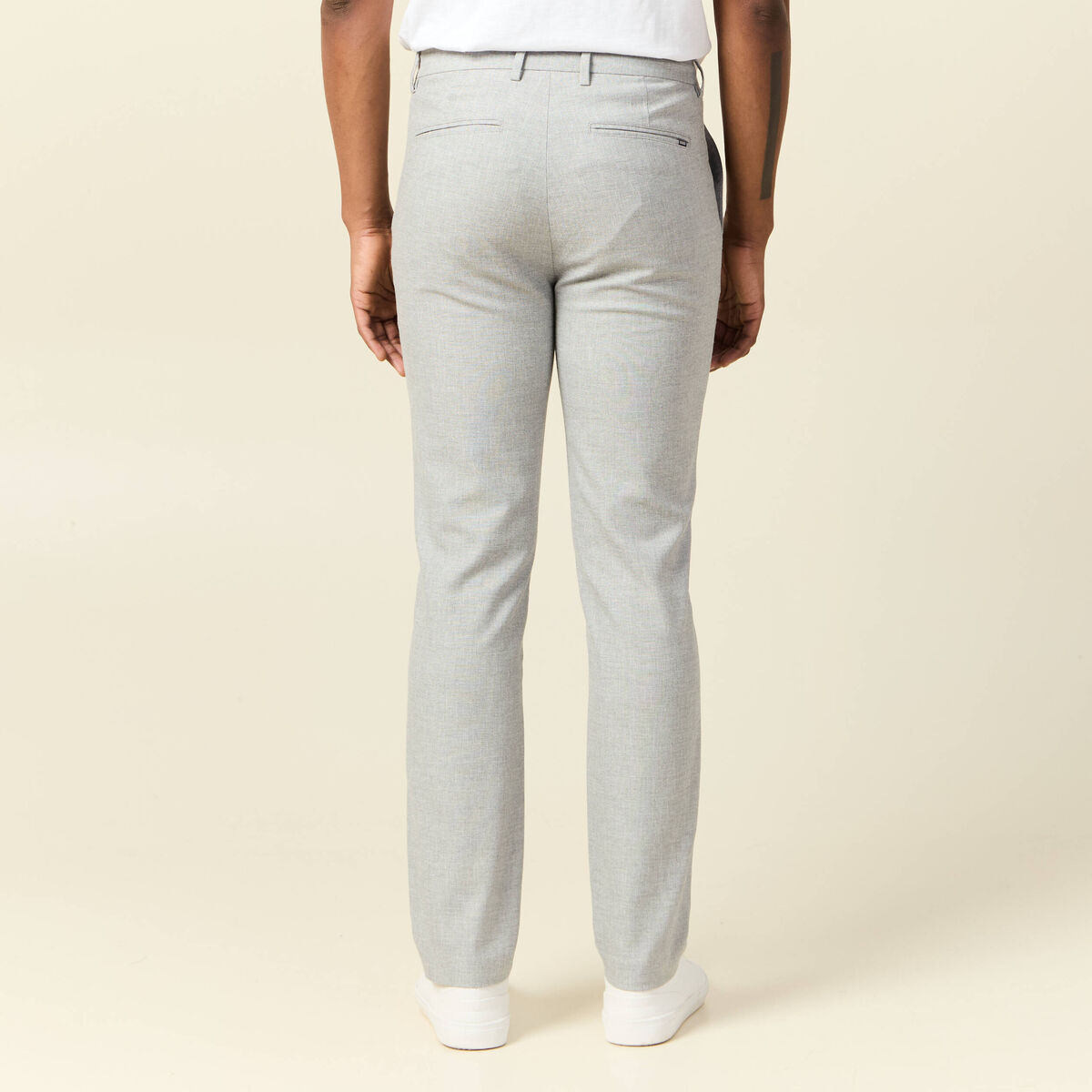 Pantalon chino gris foncé homme