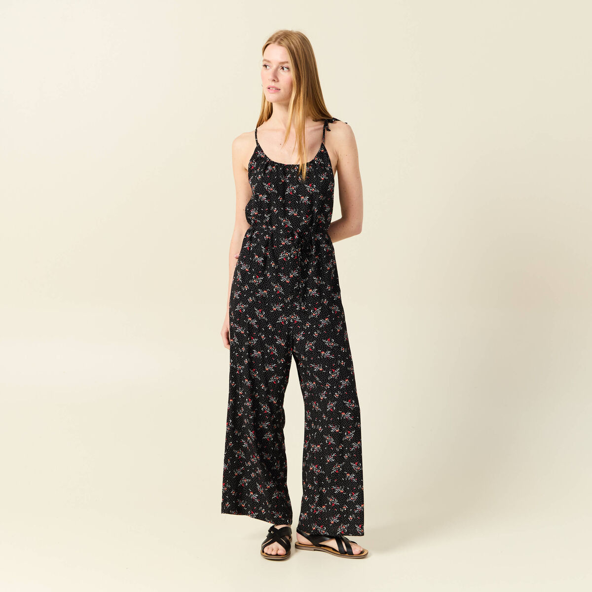 Combinaison pantalon bretelles noir femme