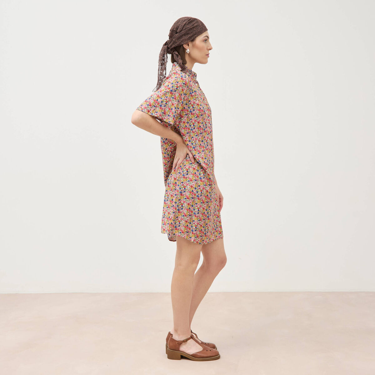 Robe manches courtes col montant multicolore femme