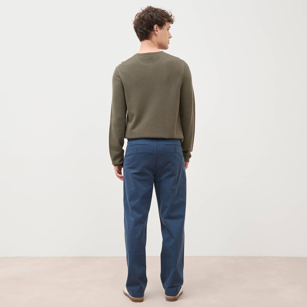 Pantalon bleu fonc&eacute; homme