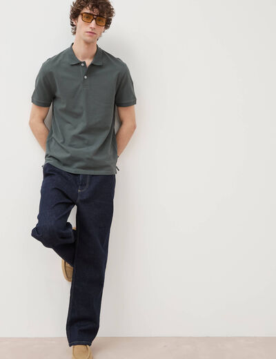 Polo cintr&eacute; en coton manches courtes vert kaki homme