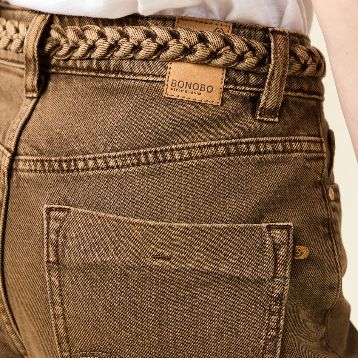 Jeans mom 7/8ème marron foncé femme