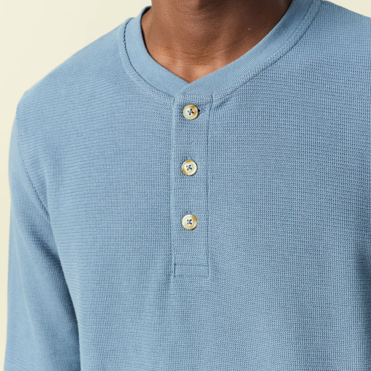 T-shirt manches longues bleu fonc&eacute; homme