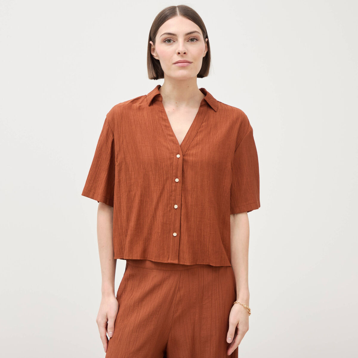 Blouse manches courtes fluide marron femme