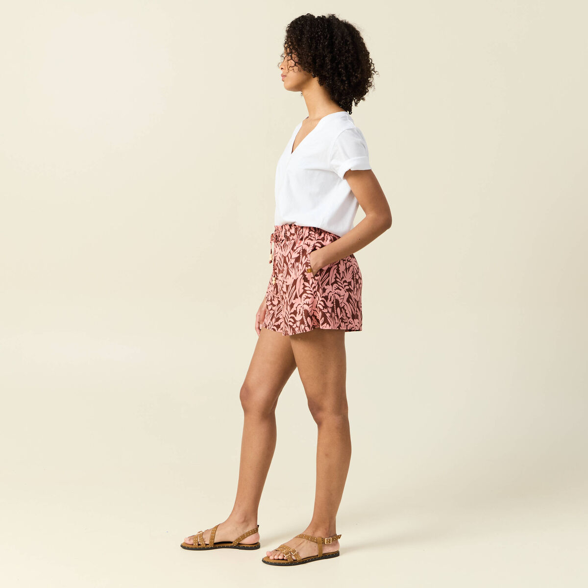 Short droit marron foncé femme