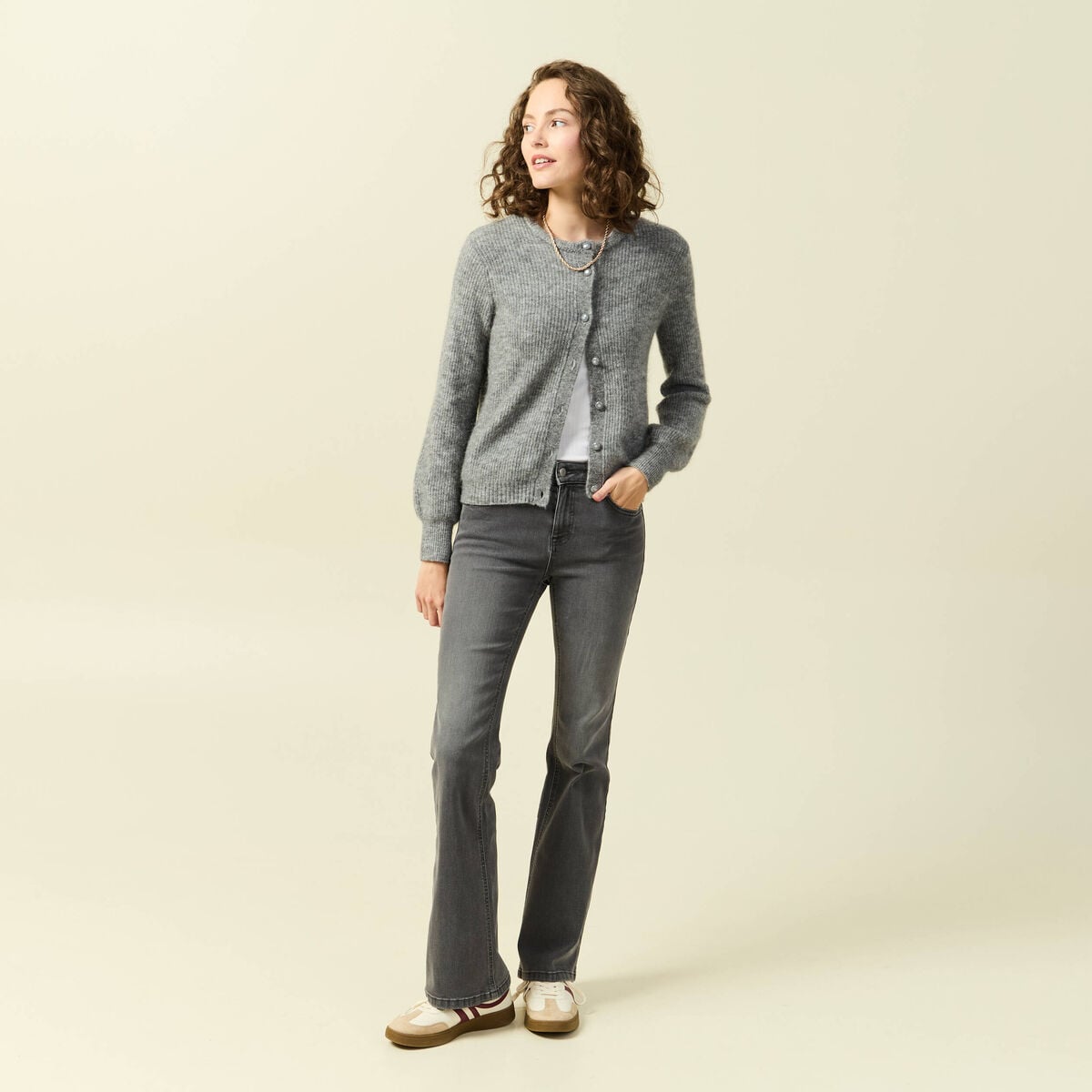 Jeans bootcut denim gris clair femme