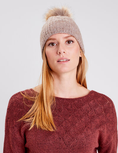 Bonnet tricoté à pompon marron clair femme