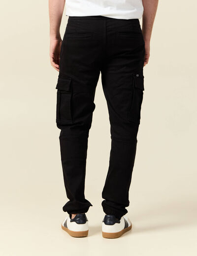 Pantalon battle bas resserr&eacute; noir homme