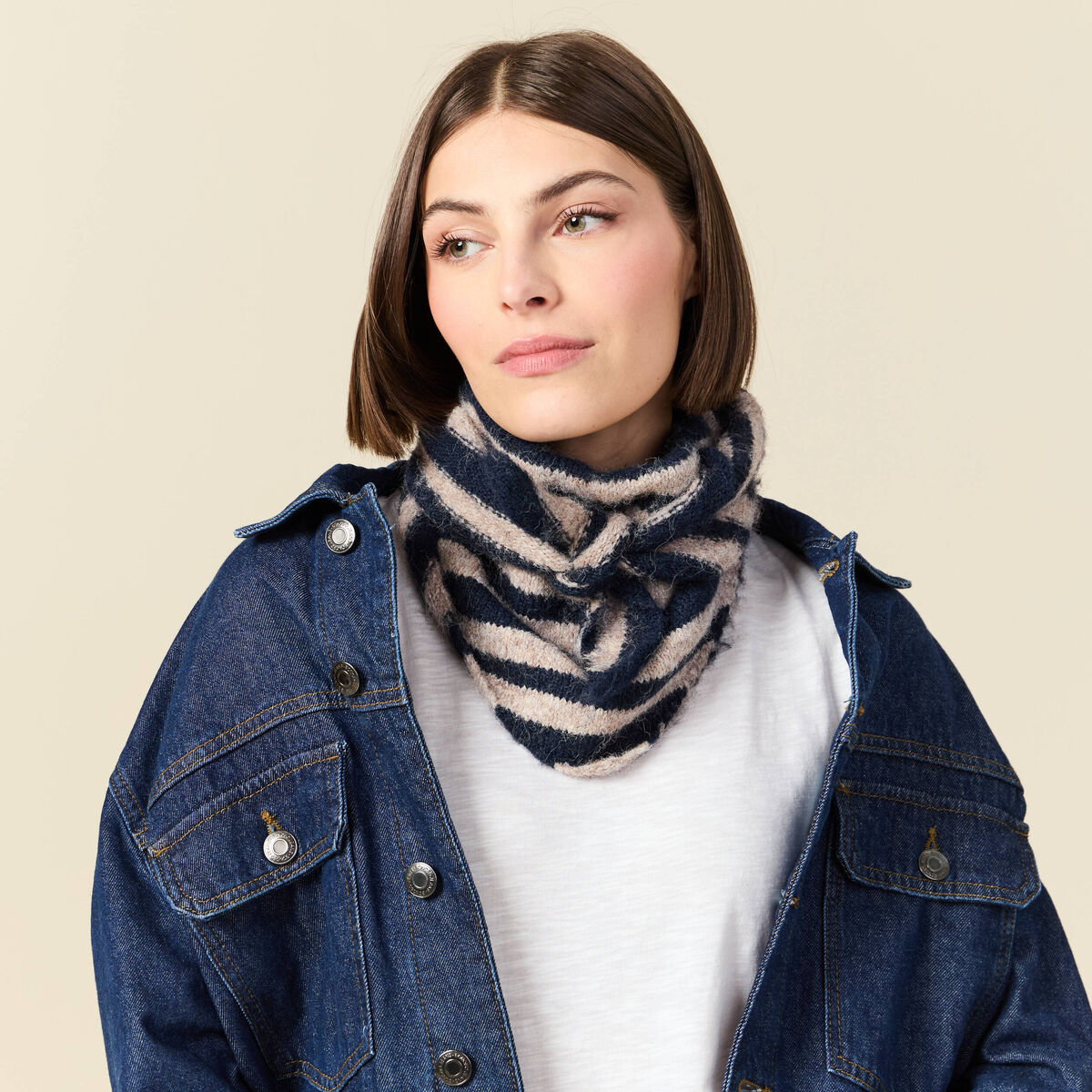 &Eacute;charpe bleu marine femme