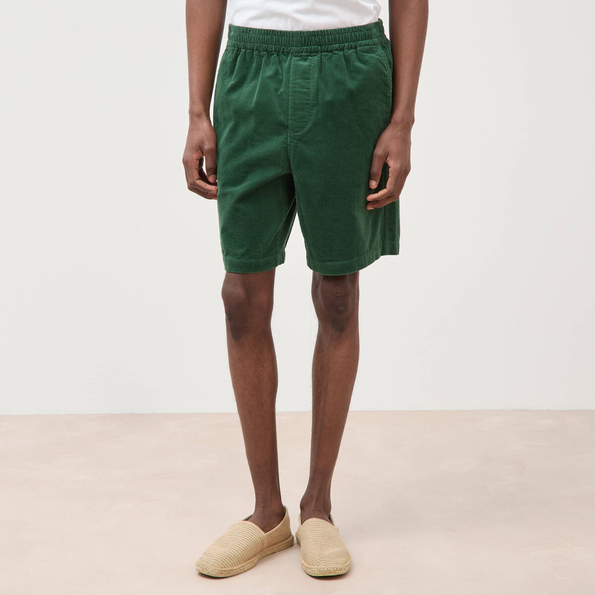 Bermuda en velours vert homme