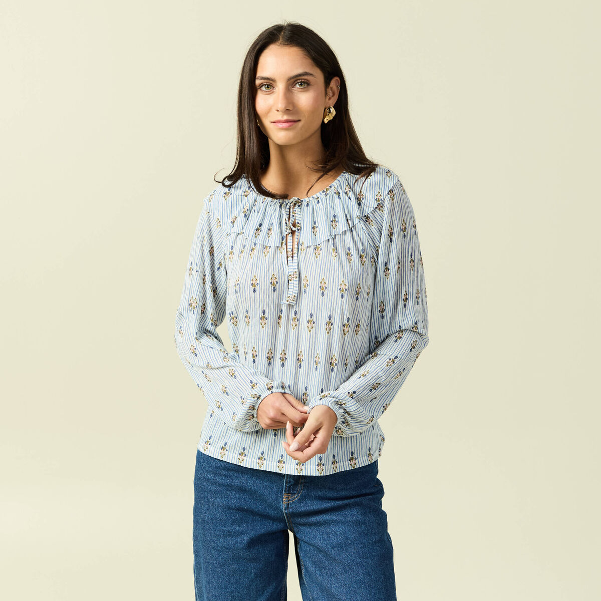Blouse col rond manches longues bleu ciel femme