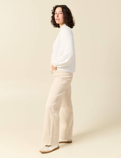 Blouse droite courte d&eacute;tail dentelle creme femme