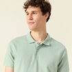 Polo cintr&eacute; en coton manches courtes vert homme