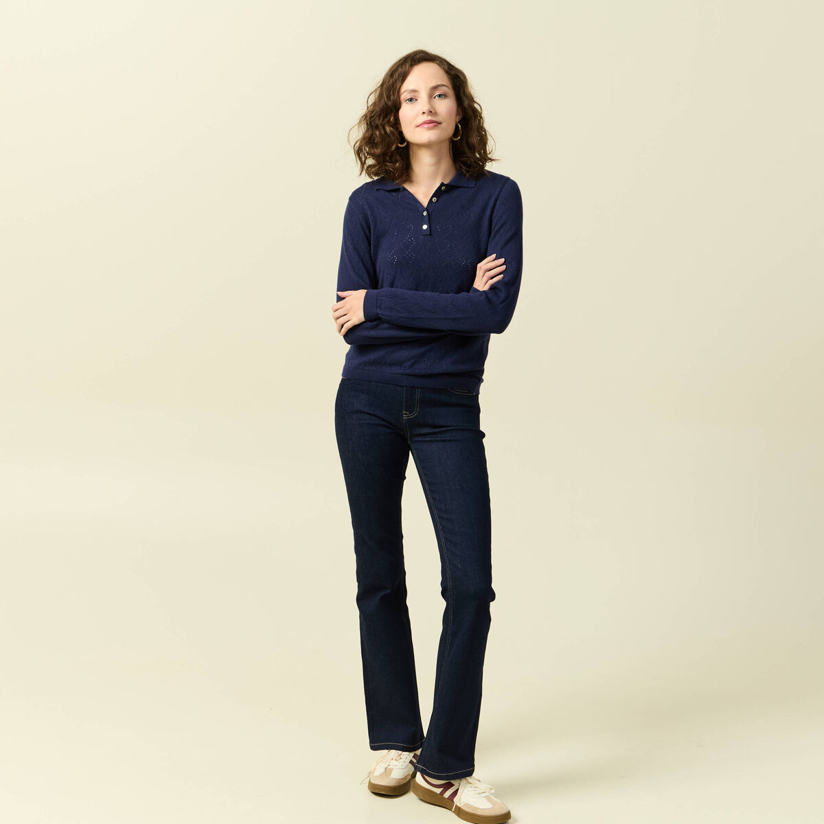 Pull ajouré manches longues en coton bleu marine femme