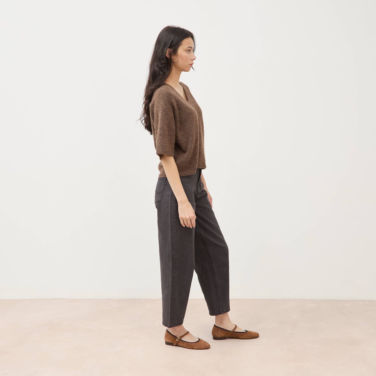 Pull droit col rond manches courtes marron femme
