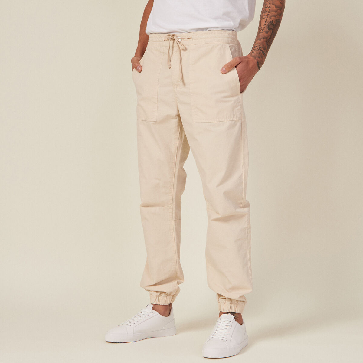 Jogger droit bas resserré beige homme