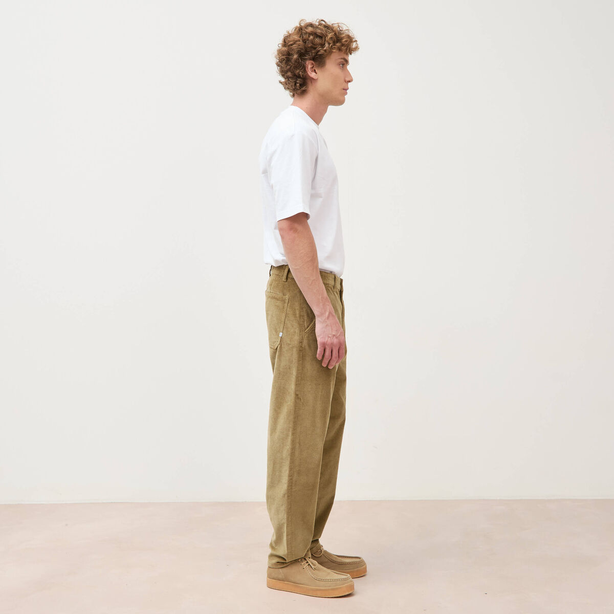 Pantalon droit en velours longueur 32 vert kaki homme