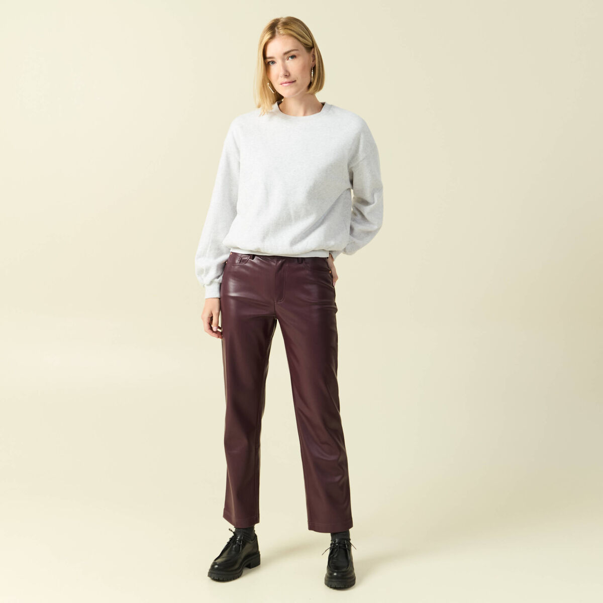 Pantalon taille haute similicuir prune femme