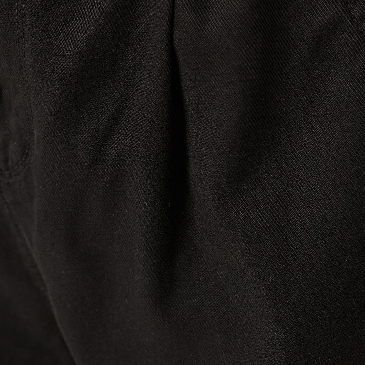 Short paperbag ceinturé noir femme