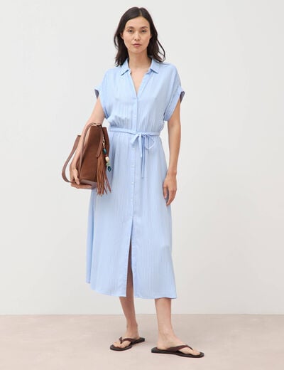 Robe longue &eacute;vas&eacute;e ceintur&eacute;e bleu clair femme