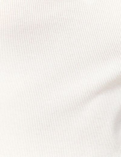 Short ajusté col V manches courtes ecru femme