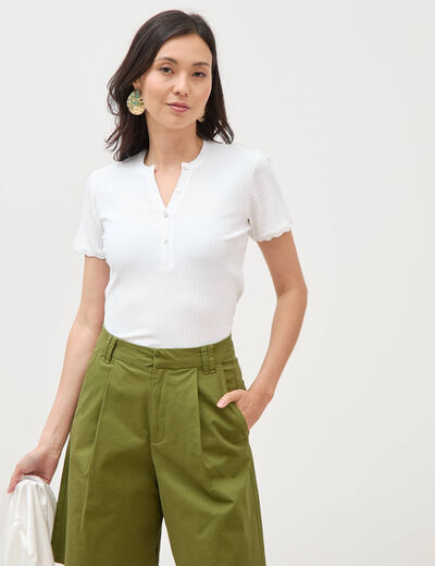 T-shirt ajust&eacute; manches courtes blanc femme