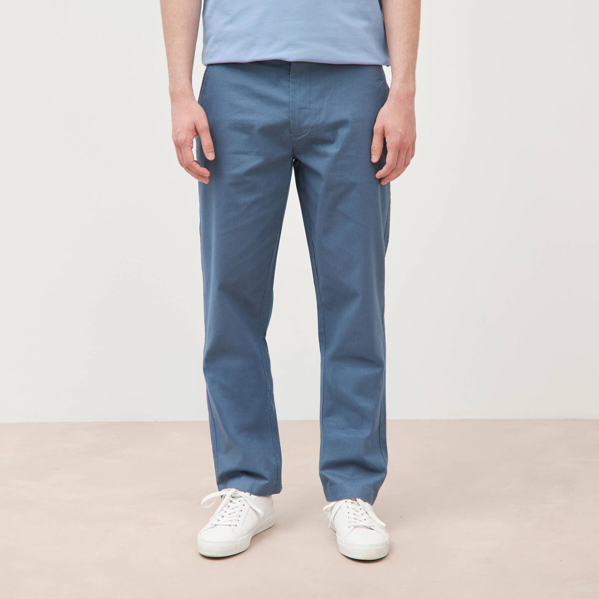 Pantalon regular longueur 32 bleu fonc&eacute; homme