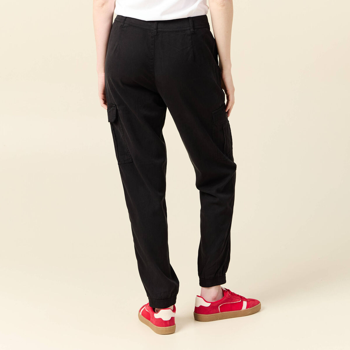 Pantalon éco-responsable noir femme