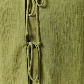 Blouse manches courtes nouée vert kaki femme