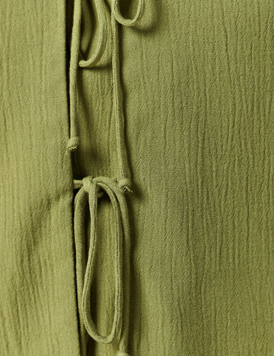 Blouse manches courtes nouée vert kaki femme