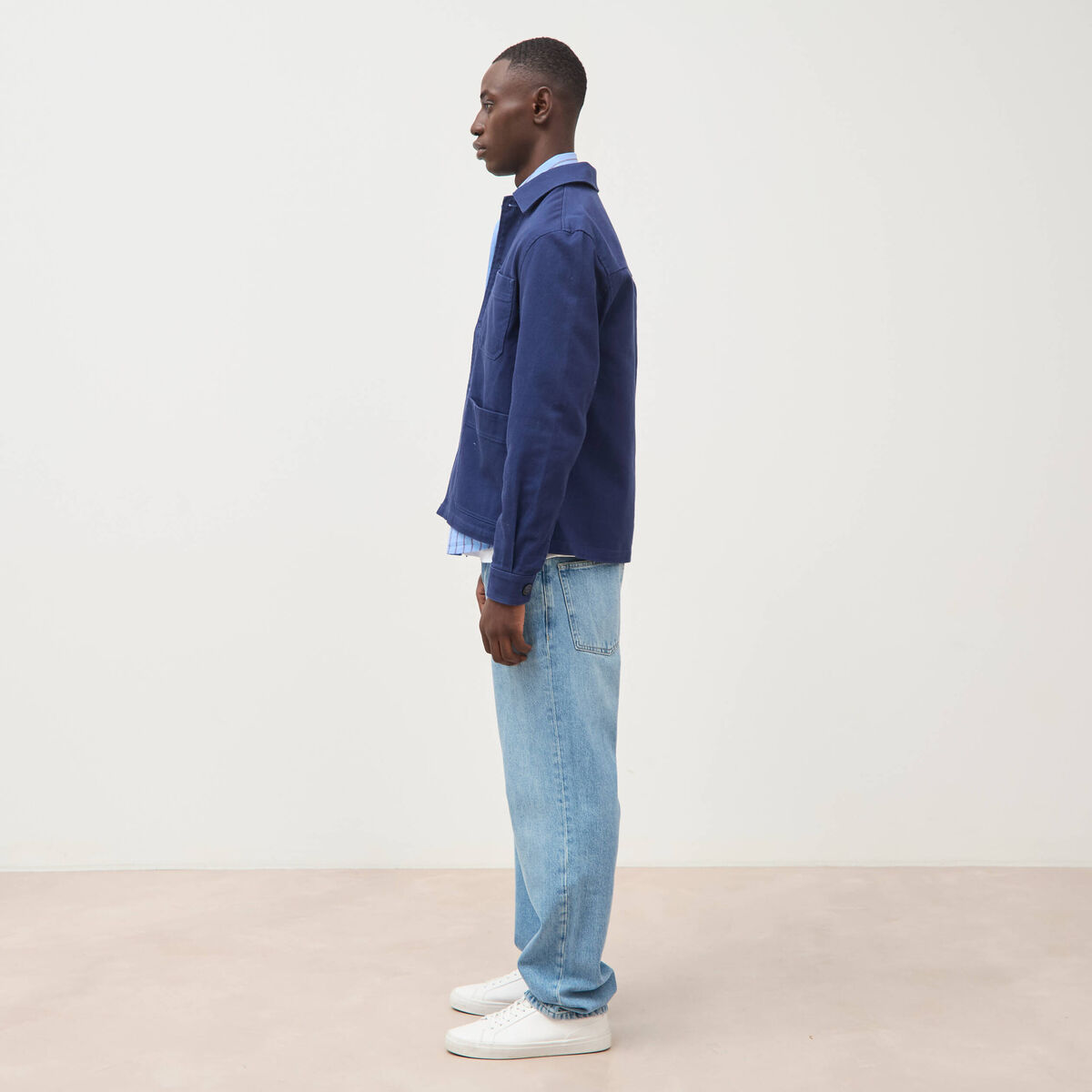 Surchemise droite en coton bleu fonc&eacute; homme