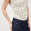 T-shirt ajust&eacute; sans manches ivoire femme