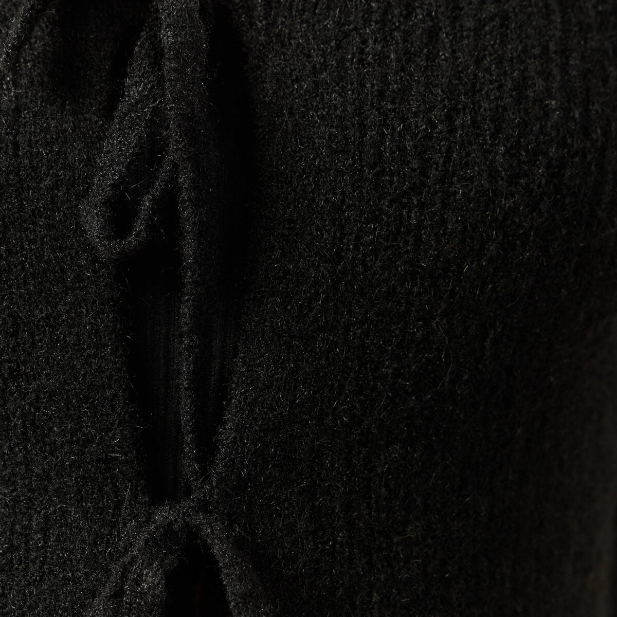 Gilet col V manches longues n&oelig;uds noir femme