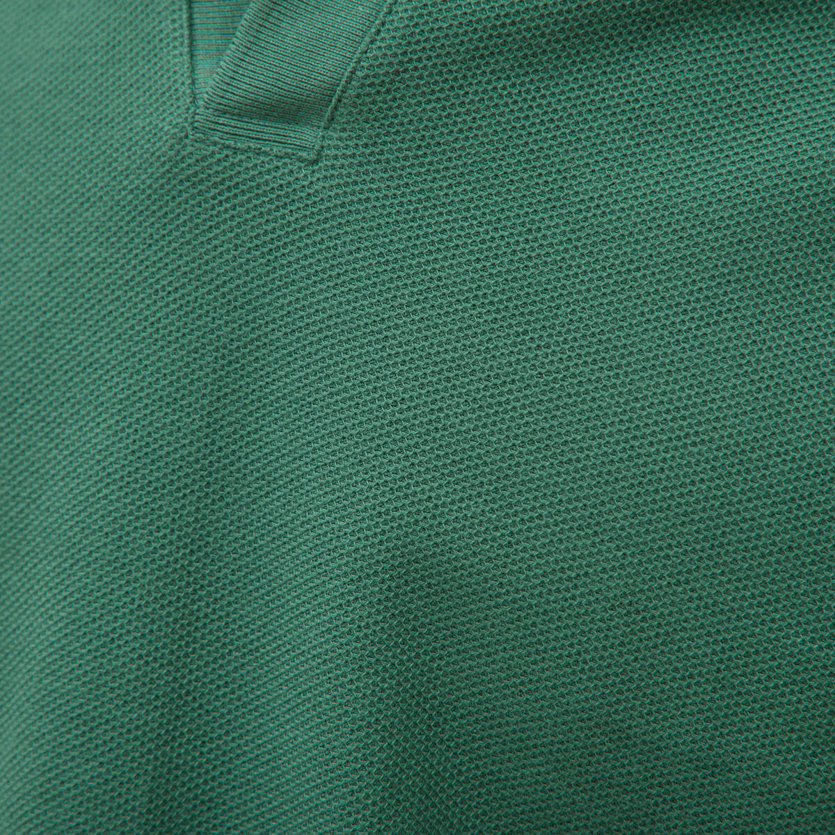 Polo cintr&eacute; manches courtes en coton vert homme