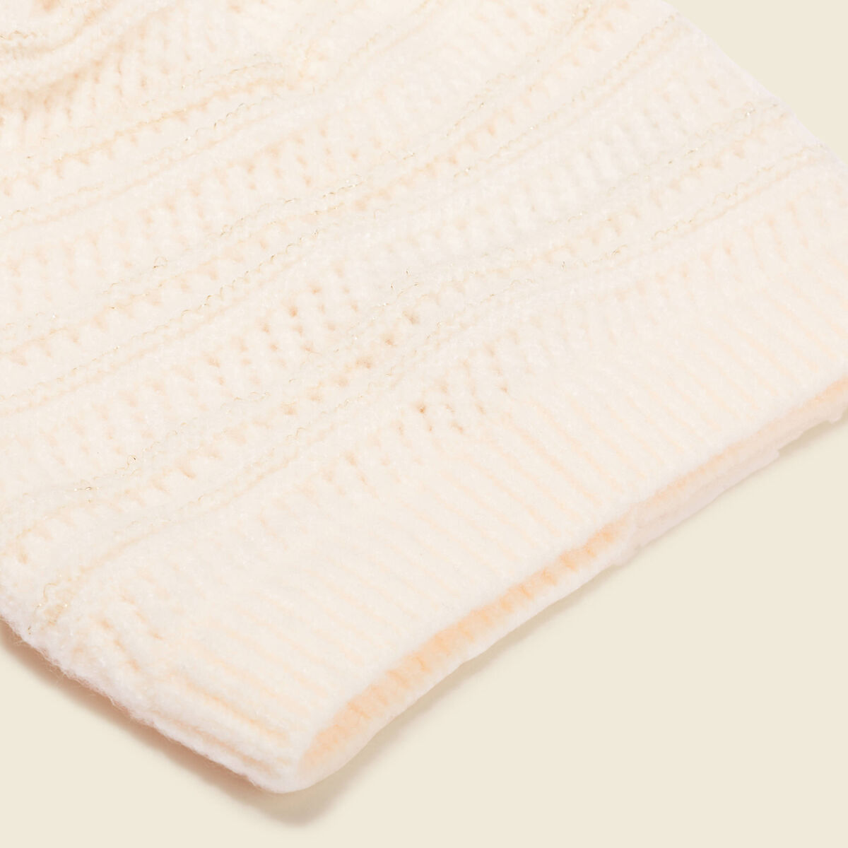 Bonnet à pompon ecru femme