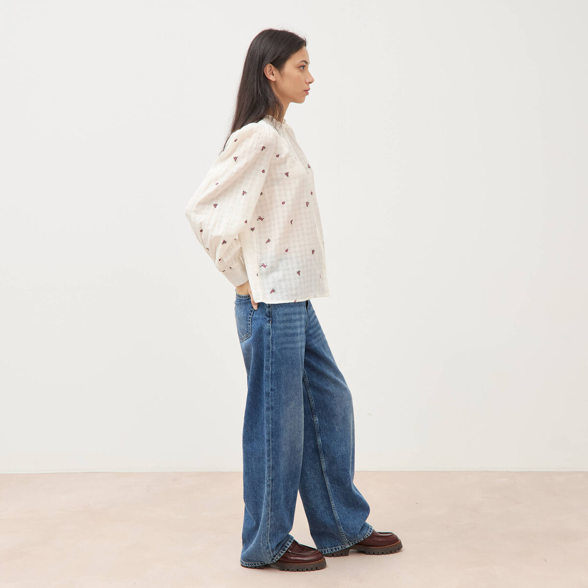 Chemise manches longues en coton brod&eacute;e blanc femme