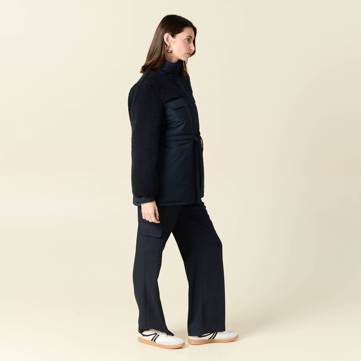 Manteau manches sherpa bleu marine femme