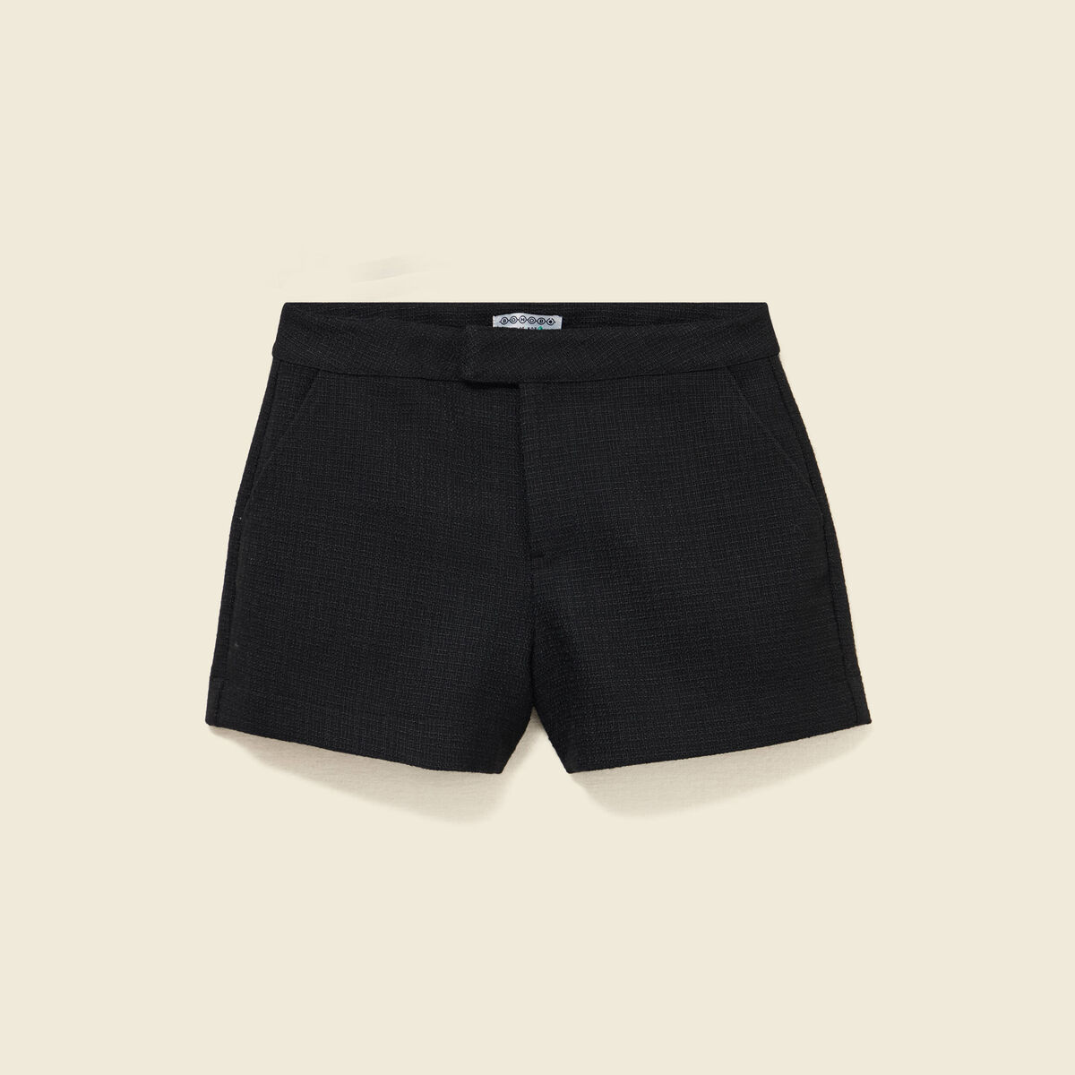 Short droit noir femme