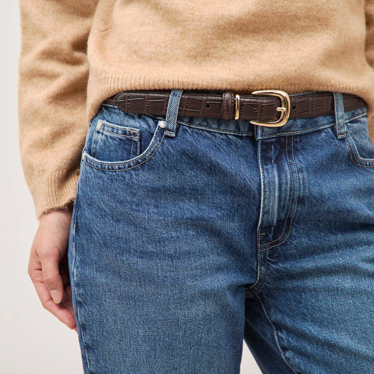 Ceinture fine en cuir marron femme