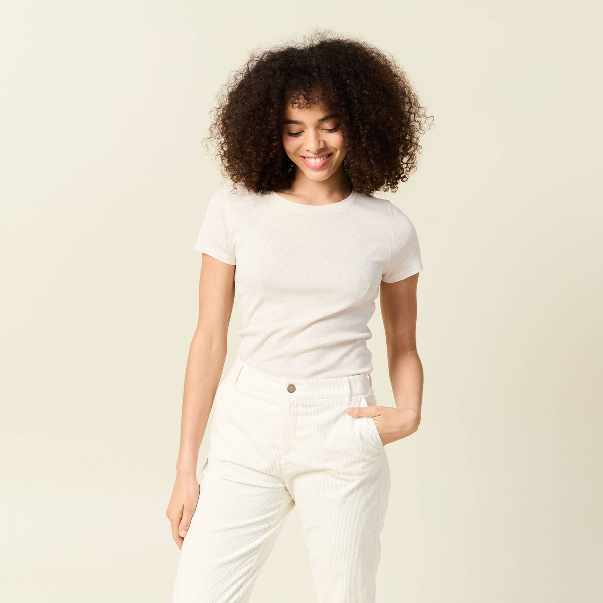 T-shirt cintré col rond manches courtes beige femme