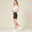 Short droit simili cuir à pont noir femme