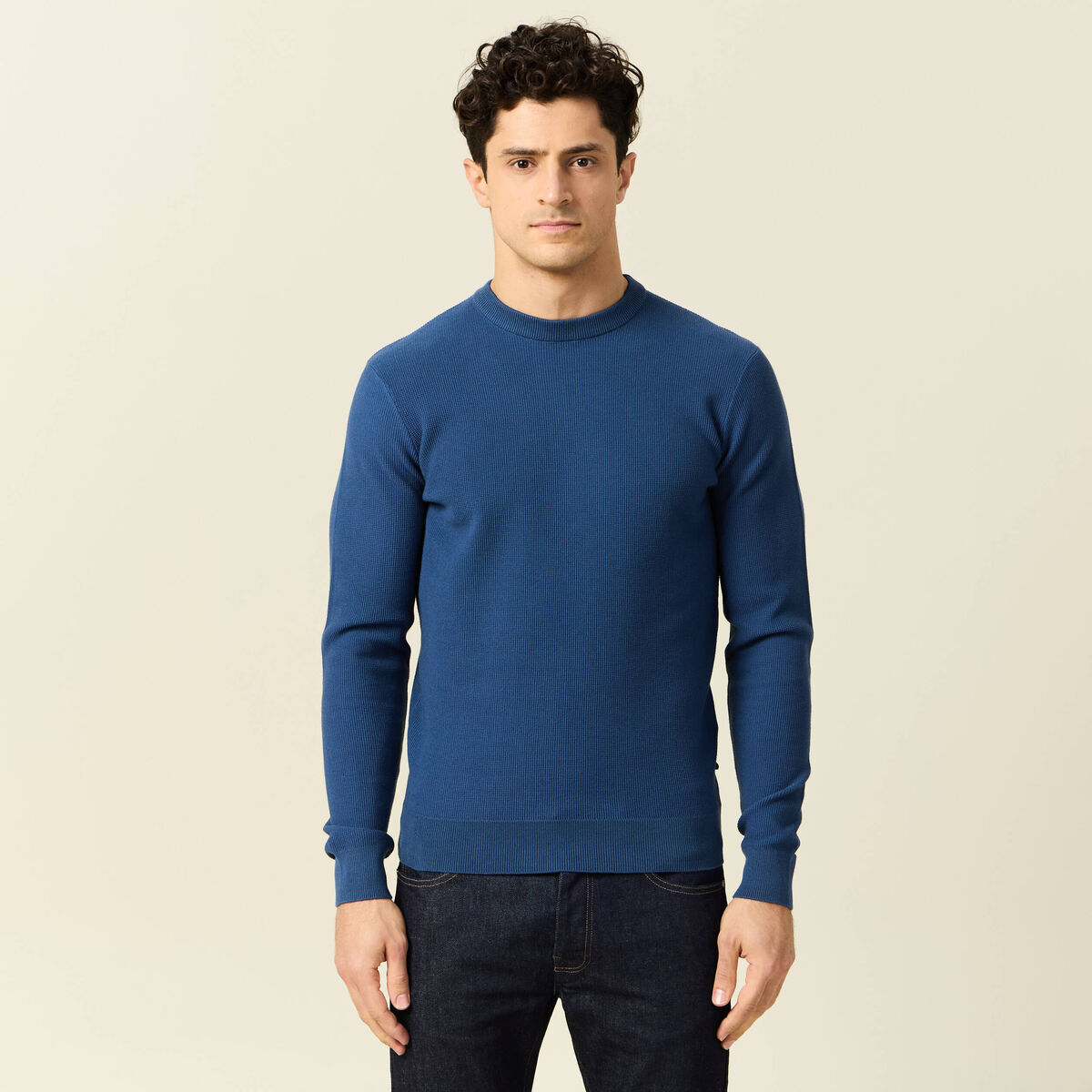 Pull fin col rond manches longues bleu fonc&eacute; homme